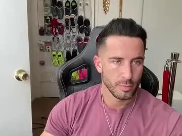 Chaturbate Watch Live Sex Cams of brettmycles