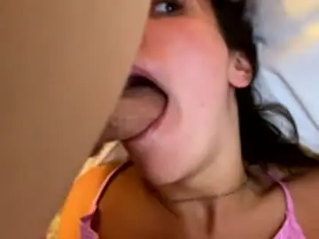Chaturbate Adult Video Chat of couplesfuckmeeee