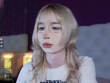 Chaturbate Live Sex Cam of cutetomie
