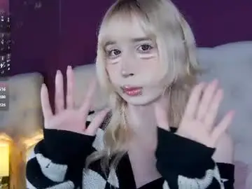 Chaturbate Watch Live Sex Cams of cutetomie