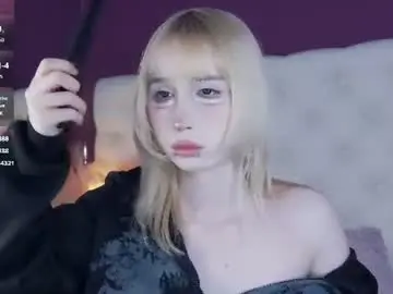 Chaturbate Live Sex Cam of cutetomie