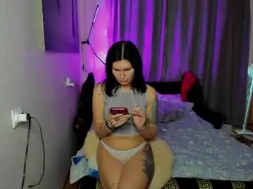 Chaturbate Live Porn of monica_elder