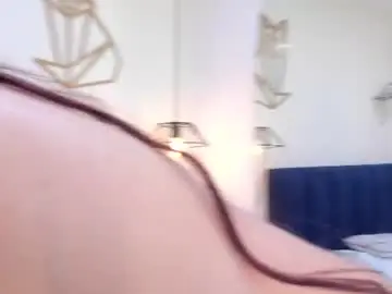 Chaturbate Live Sex Cam of sophieturner_mg