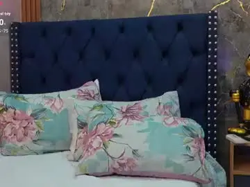 Chaturbate Free Porn Cam of hornybarelylegalgirl