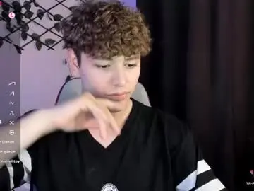 Chaturbate Free Porn Cam of xhans17