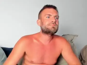 Chaturbate Sex Cam of 10in_deluxe