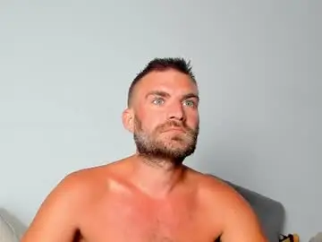 Chaturbate Free Live Porn of 10in_deluxe
