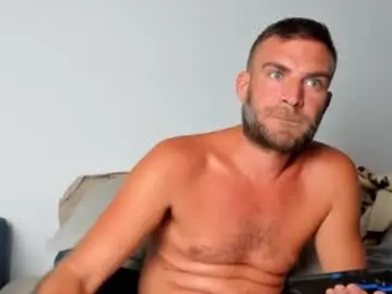 Chaturbate Live Sex Cam of 10in_deluxe