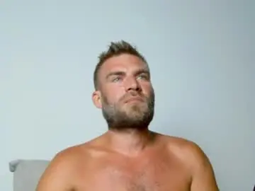 Chaturbate Free Porn Cam of 10in_deluxe