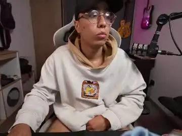 Chaturbate Nude Webcam of bigxboy96