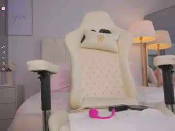 Chaturbate Best live sex cam show of cristal_bunny