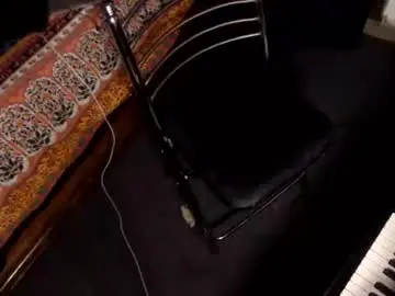 Chaturbate Live Porn of kissmycockandballs