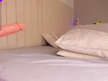 Chaturbate Best live sex cam show of littleoliviia_