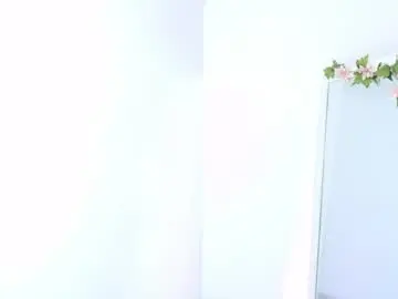 Chaturbate Free Live Porn of milfdeluxe_