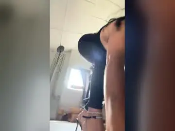 Chaturbate Adult Video Chat of emma_johnson_