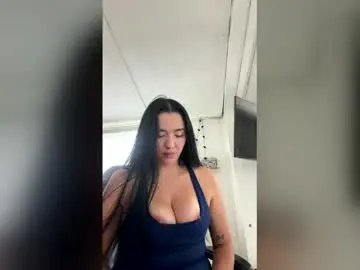 Chaturbate Live Sex Cam of emma_johnson_