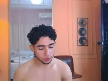 Chaturbate Sex Cam of hotcrew_
