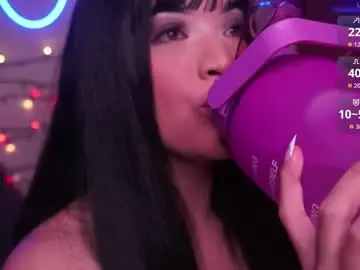 Chaturbate Live Sex Cam of maddisrock