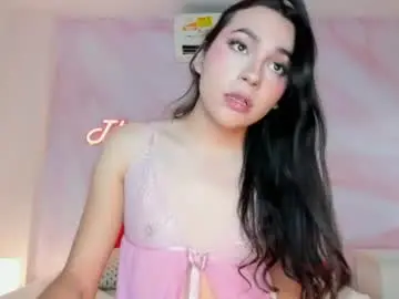 Chaturbate Best live sex cam show of rubii_cutee