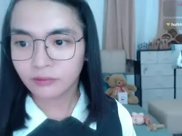 Chaturbate Live Sex Cam of zhaviahale