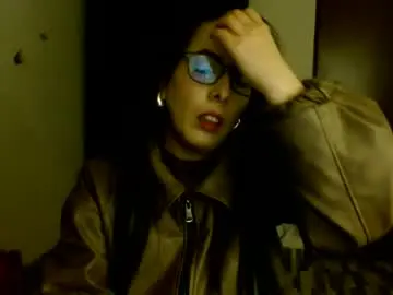 Chaturbate Watch Live Sex Cams of ela_3611