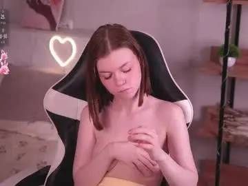 Chaturbate Live Sex Cam of gwendatortoriello