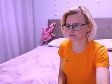 Chaturbate Sex Chat of helen_bird