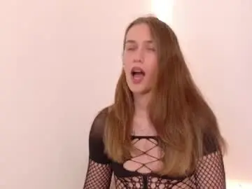 Chaturbate Best live sex cam show of christinne_x