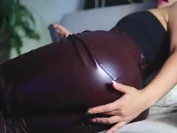 Chaturbate Watch Live Sex Cams of dalilathoms