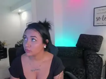 Chaturbate Sex Chat of melan_owen