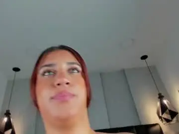 Chaturbate Live Sex Cam of samantha_hotly