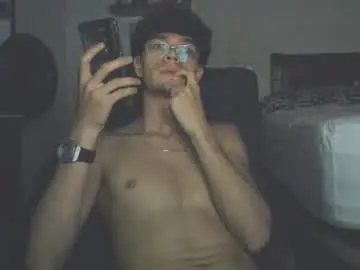 Chaturbate Free Porn Cam of ace_xero