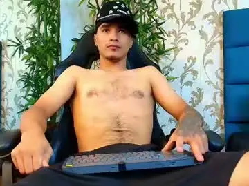 Chaturbate Private Sex Chat of andreao_pirlo