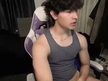 Chaturbate Live Sex Cam of j_u_p_i_t_e_r