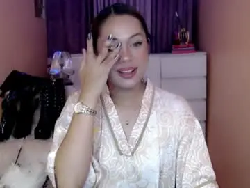 Chaturbate Nude Webcam of 1miracle_tranny