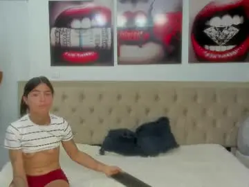 Chaturbate Live Sex Cam of ariadna_05
