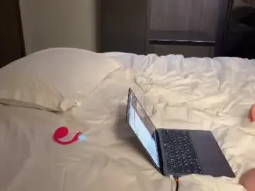 Chaturbate Sex Cam of elisadikotti
