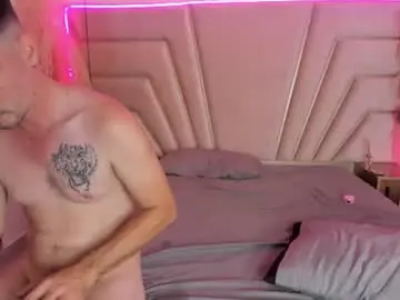 Chaturbate Best live sex cam show of luna_and_axell