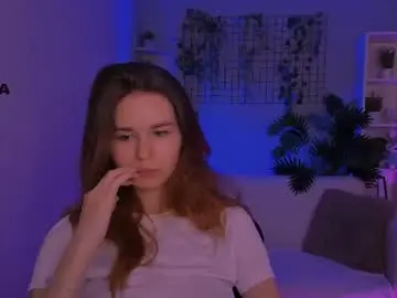 Chaturbate Live Sex Cam of angie_foxy