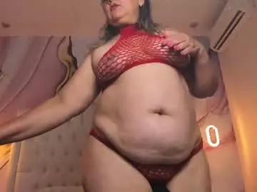 Chaturbate Live Sex Cam of lucy_milf_474