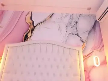 Chaturbate Sex Cam of lucy_milf_474