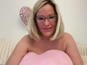 Chaturbate Adult Webcam of milf_goddess