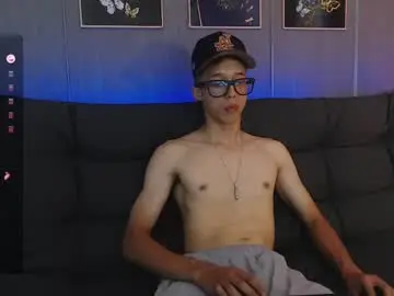 Chaturbate Watch Live Sex Cams of skinny_bigcock20