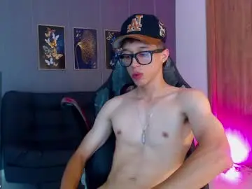 Chaturbate Sex Cam of skinny_bigcock20