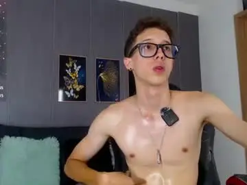 Chaturbate Free Live Porn of skinny_bigcock20