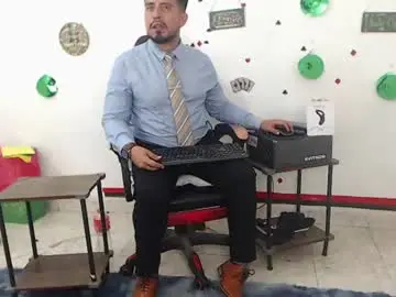 Chaturbate Sex Chat of kalethbigdick88