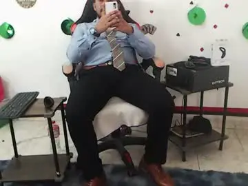 Chaturbate Live Porn of kalethbigdick88