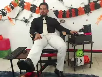 Chaturbate Live Sex of kalethbigdick88