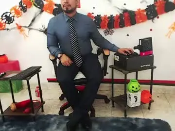 Chaturbate Sex Cam of kalethbigdick88