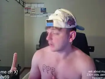 Chaturbate Nude Webcam of sexylax69